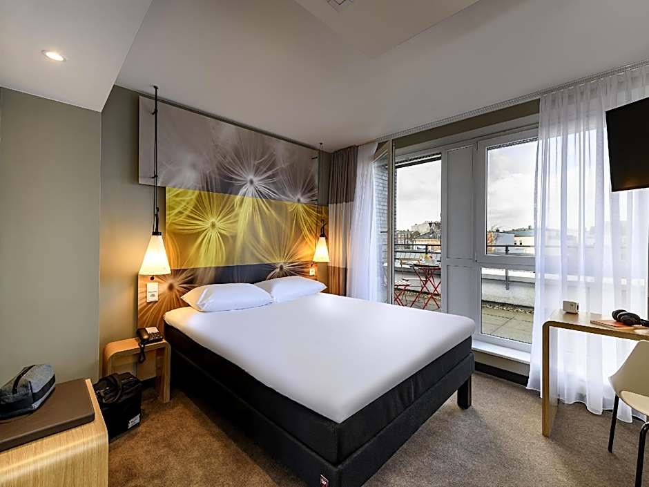 Photo 1 of 6 of Comfort 1 Double Bed, Balcony