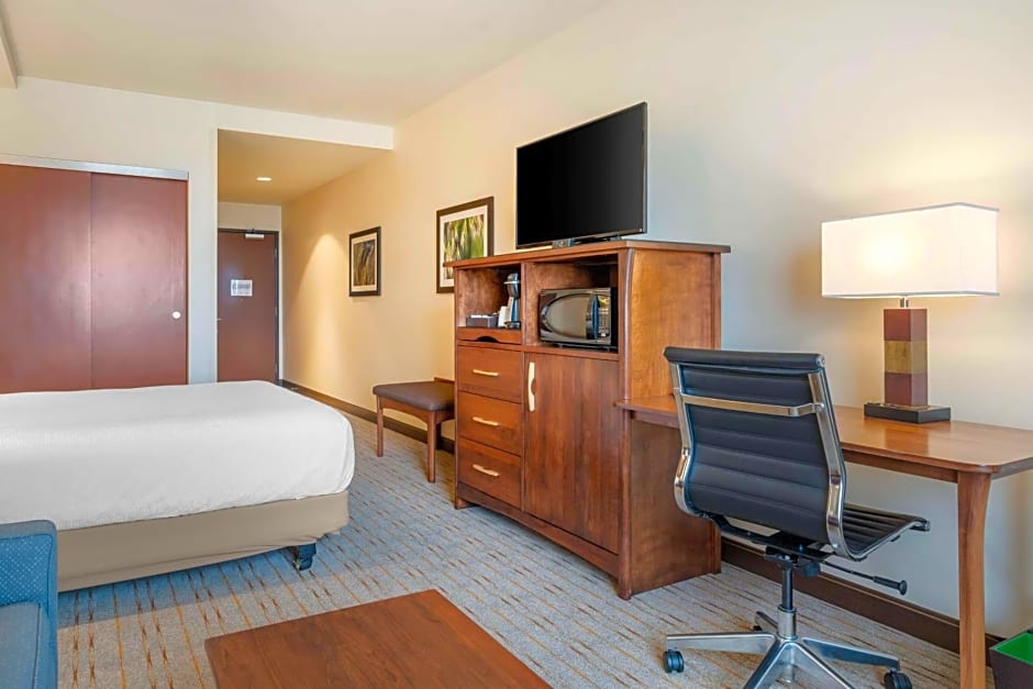 Best Western Premier Boulder Falls Inn