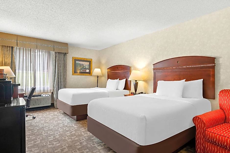 Photo 1 of 8 of 2 Double Beds, Accessible