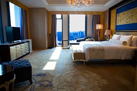 Executive King Room with River View