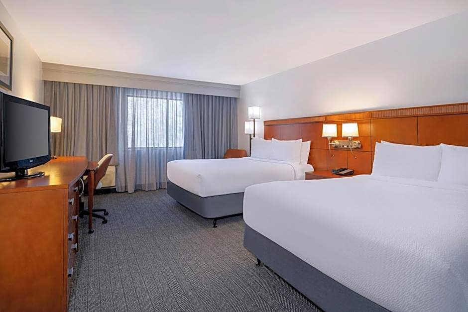 Courtyard by Marriott Tampa North/I-75 Fletcher