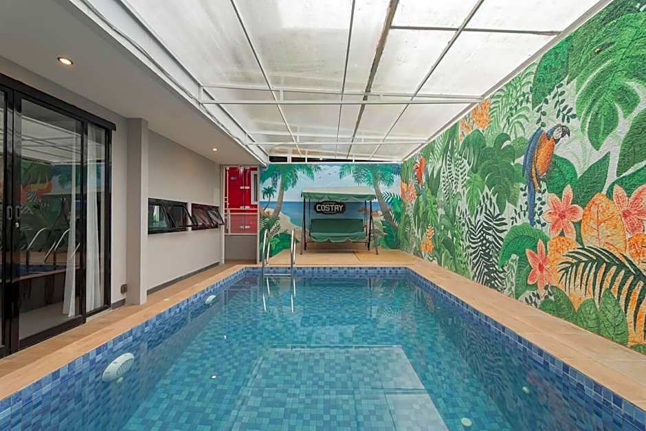 RedDoorz Plus near Lembang Park & Zoo