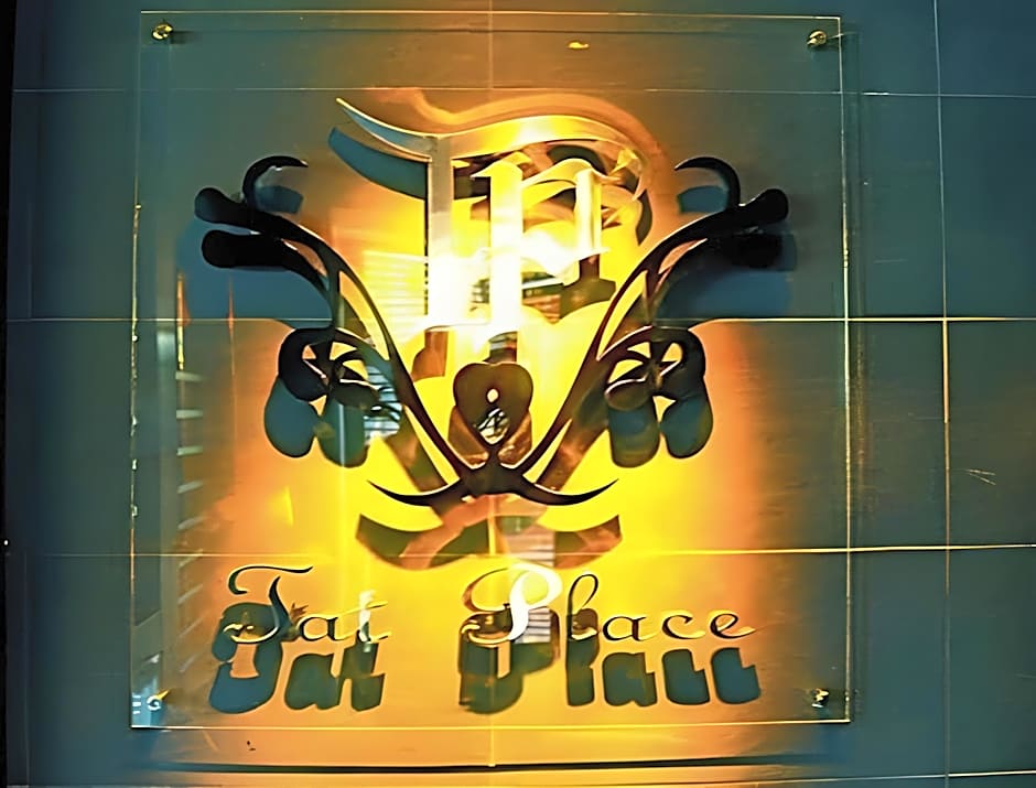 Photo 1 of 44 of Tat Place Hotel