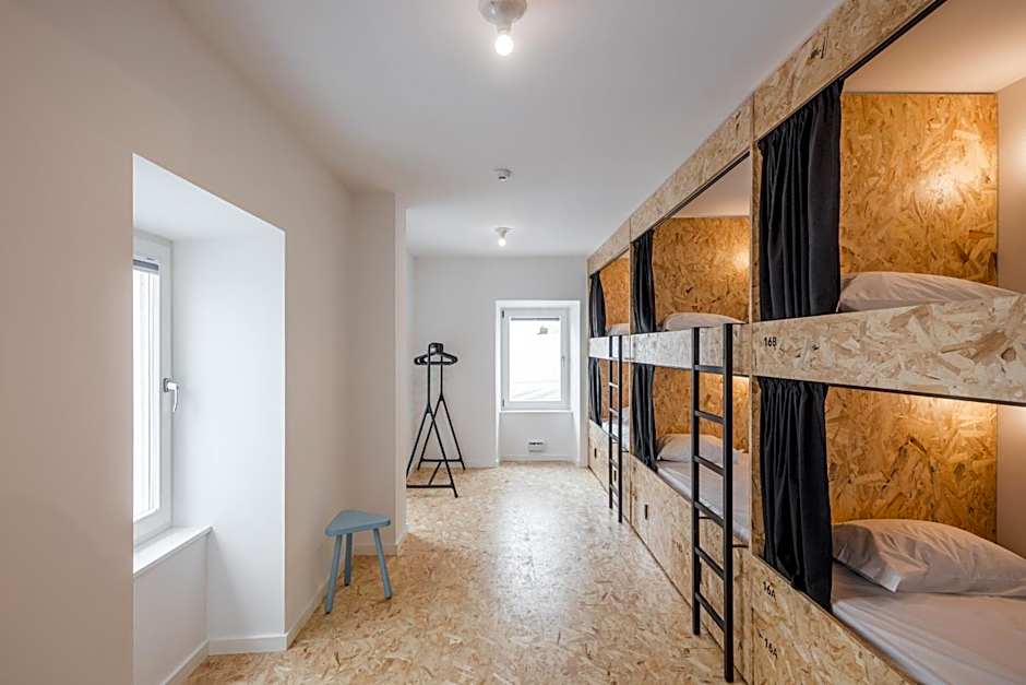 Hostel Conii & Suites Algarve