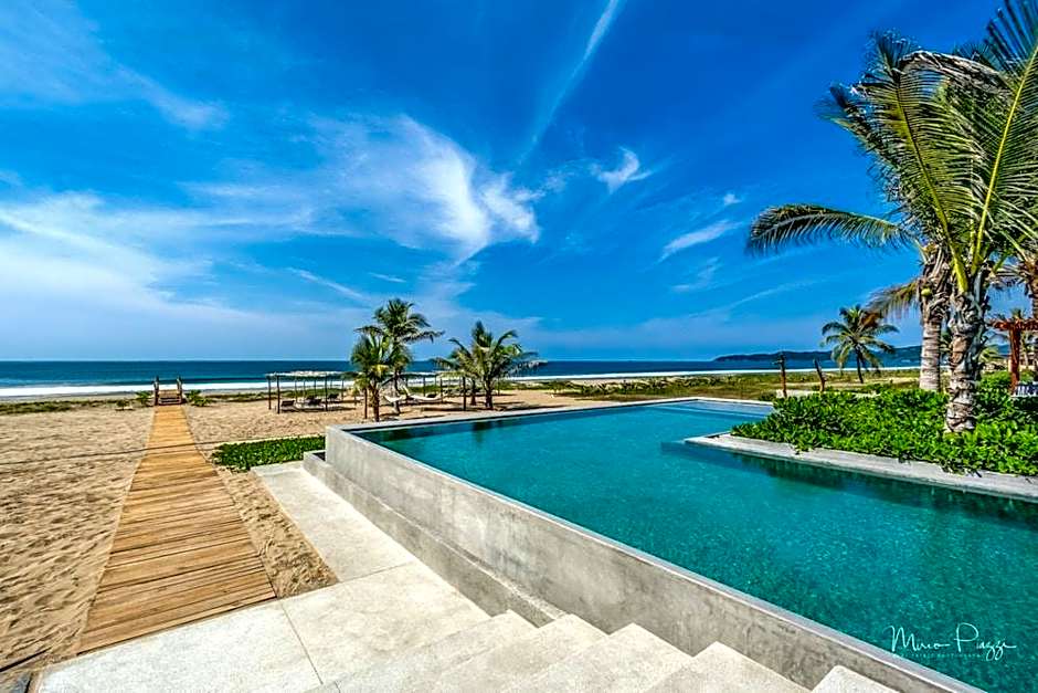 Marea Beachfront Villas