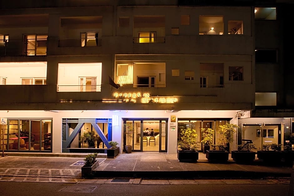 Paper Sun Hotel