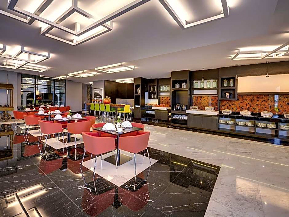 Novotel Sharjah Expo Centre