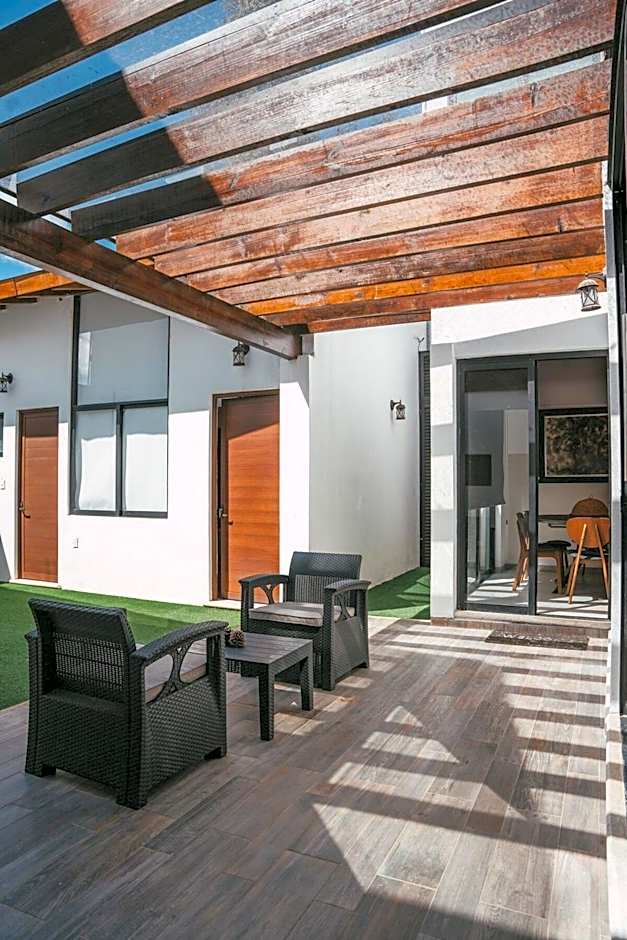 Casa Nachig - 1 a 12 Hu¿edes