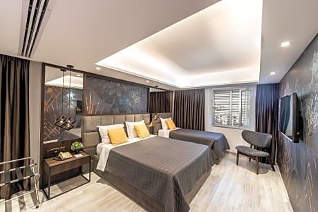 Family Suite with Balcony