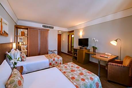 Luxury Twin Room