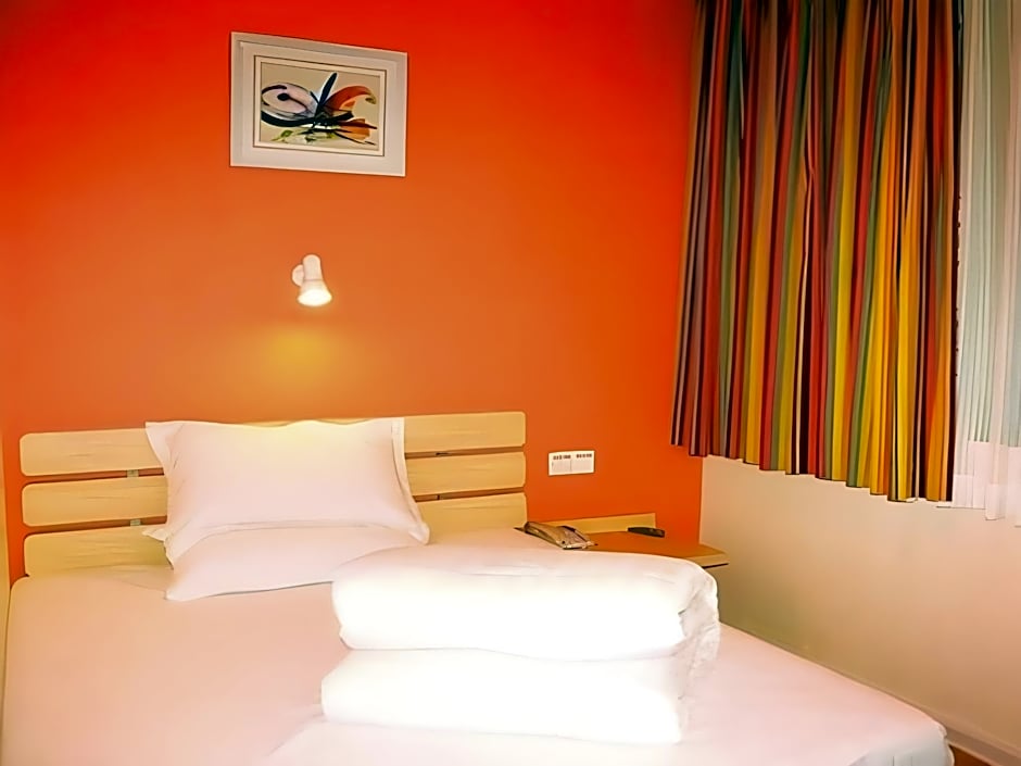 7 Days Inn Lanzhou West Station