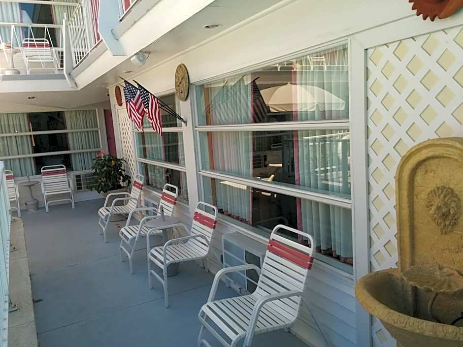 Pink Champagne Motel