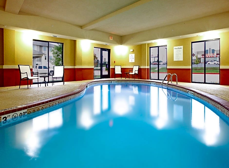 Holiday Inn Express Hotel & Suites Van Buren-Fort Smith Area By IHG