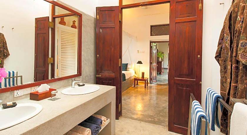 Apa Villa Thalpe