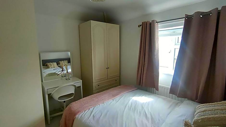 Sanderson Studio Apartments in Bromley, Greater London