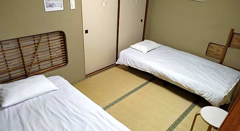 Osaka Guest House Sakura