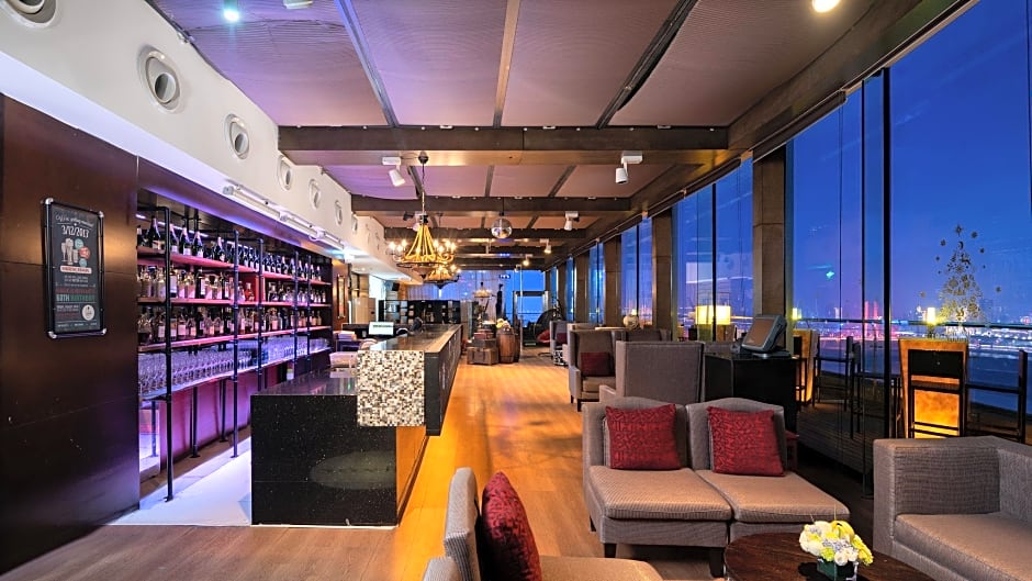 Holiday Inn Nanchang Riverside By IHG