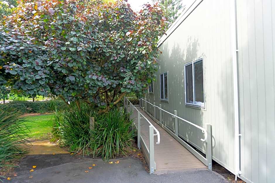 Fingal Bay Holiday Park