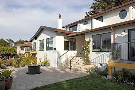 Villa Mara Carmel