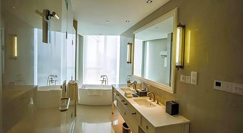 Hotel  Carnival Qingdao