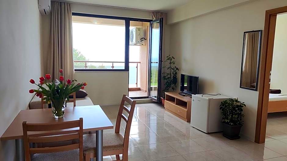 Moreto Seaside Aparthotel