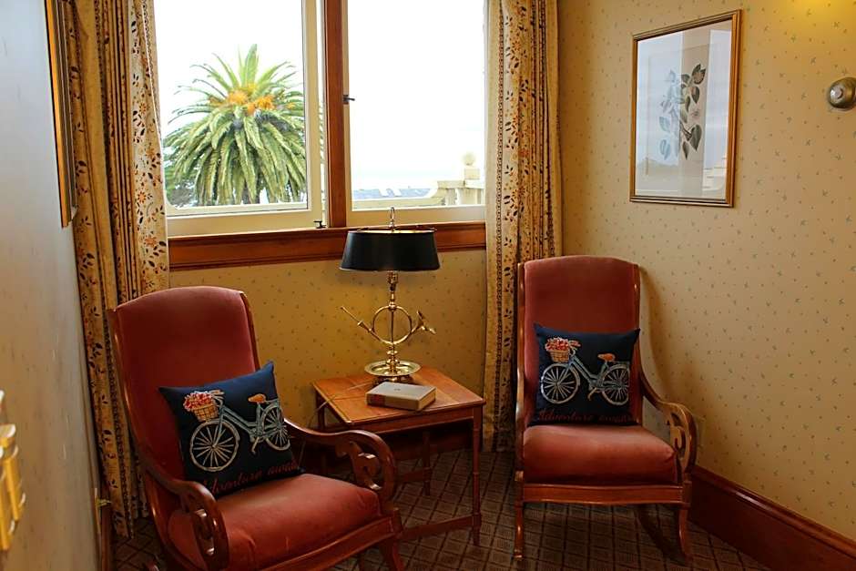 Pacific Grove Inn