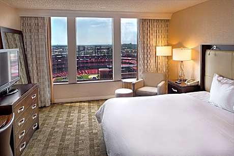 Queen Room with Two Queen Beds and View - High Floor