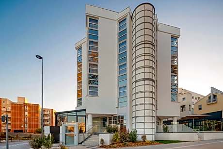 Four Points by Sheraton Reims Cathedrale