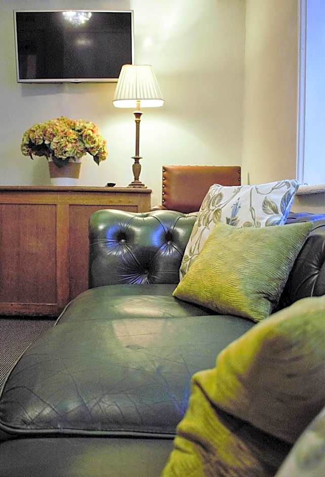 White Horse & Griffin