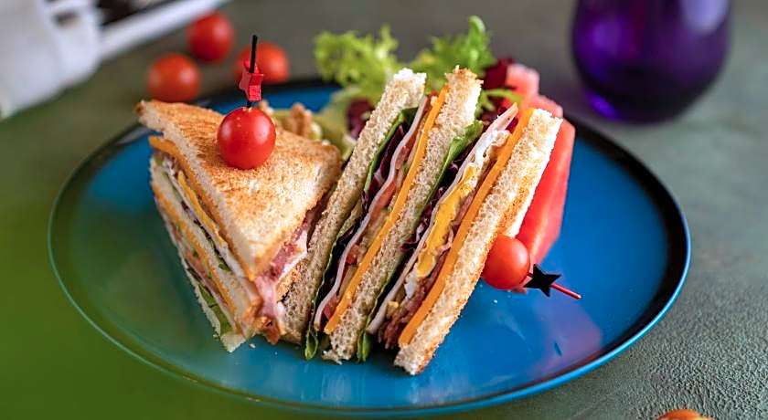 Holiday Inn & Suites Al Jubail By IHG