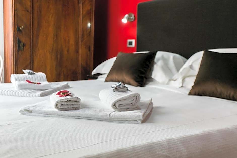 Navona First Rooms