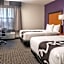 La Quinta Inn & Suites by Wyndham Naples East - I-75