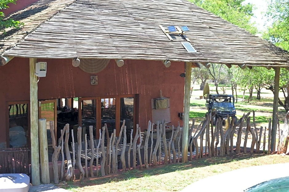 KweKwe Private Game Lodge