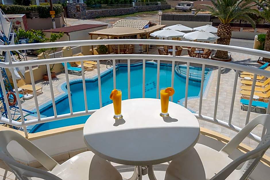 Cosmi Apts Gouves by Estia