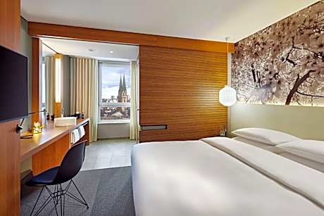 King Room with City View
