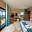 Noahs Ark Deluxe Hotel Spa