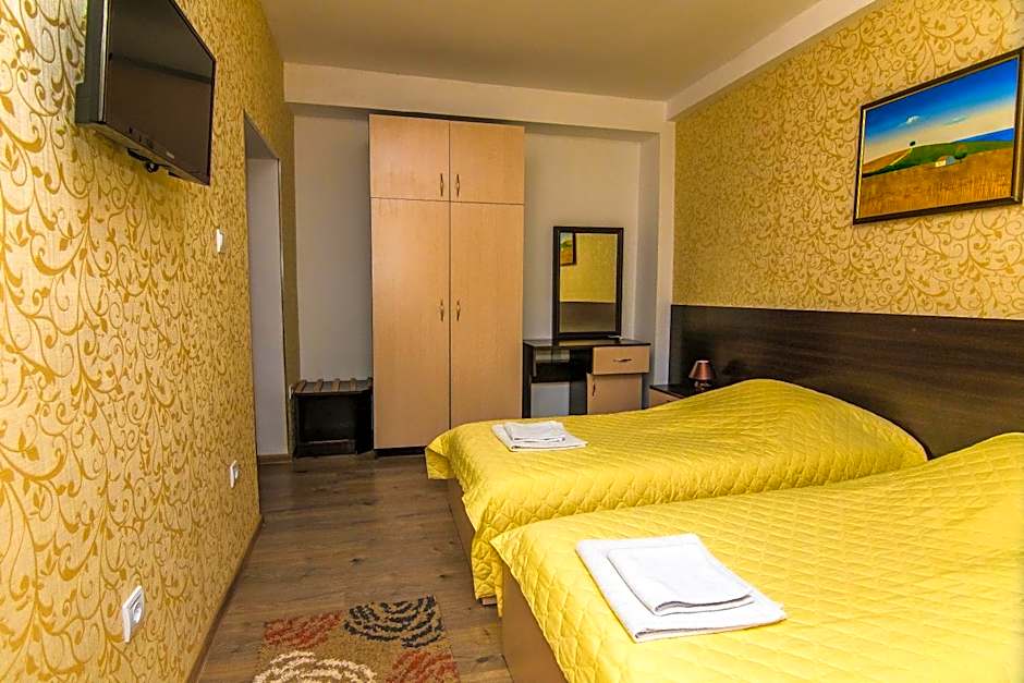 Vida Family Hotel -Top Central Location