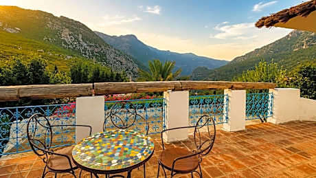 Caiat Mountain Lodge