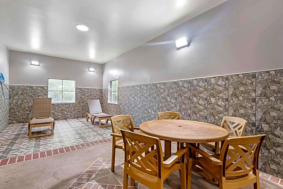 Country Inn & Suites by Radisson, Pickerington, OH