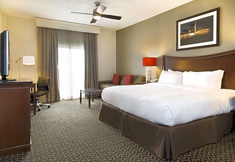 2 Queen Beds - Amenities Delivered To Room