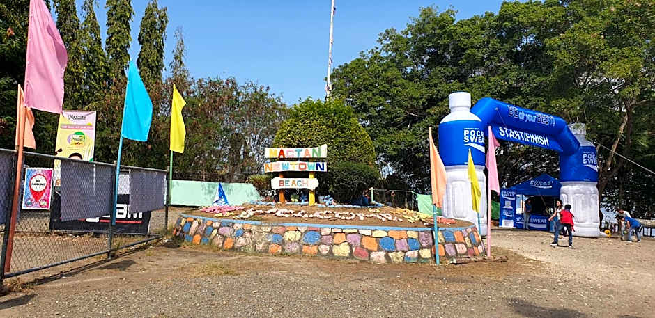 Mactan Newtown Condo with Garden and Ocean View 8NEWTOWN BLVD