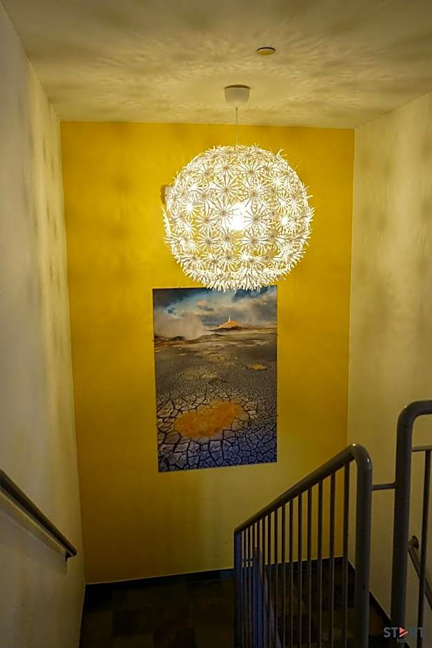 Start Keflavík Airport