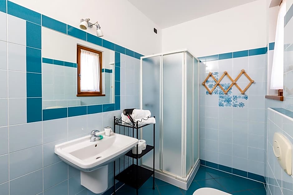 Spluga "Relax & Apartaments" by Alfio Colombo