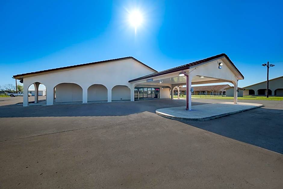 America's Best Value Inn Bonham