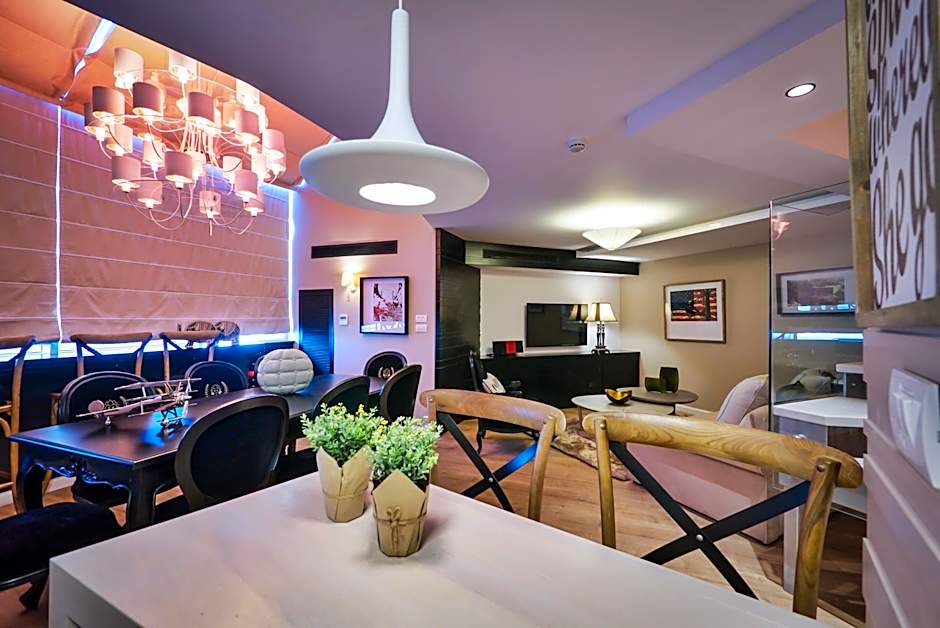 21st Floor Hotel