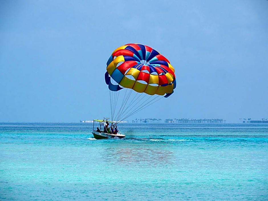 Club Kaafu Maldives