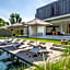 La Maison d'Ulysse - Luxury 4BR Villa Surrounded by Rice Paddies