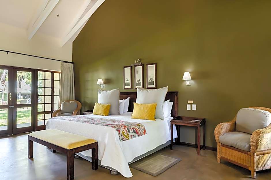 Perry's Bridge Hollow Boutique Hotel