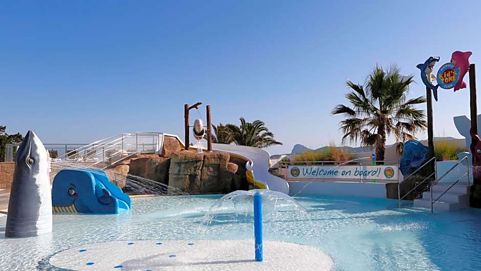 Marvell Club Hotel & Apartments