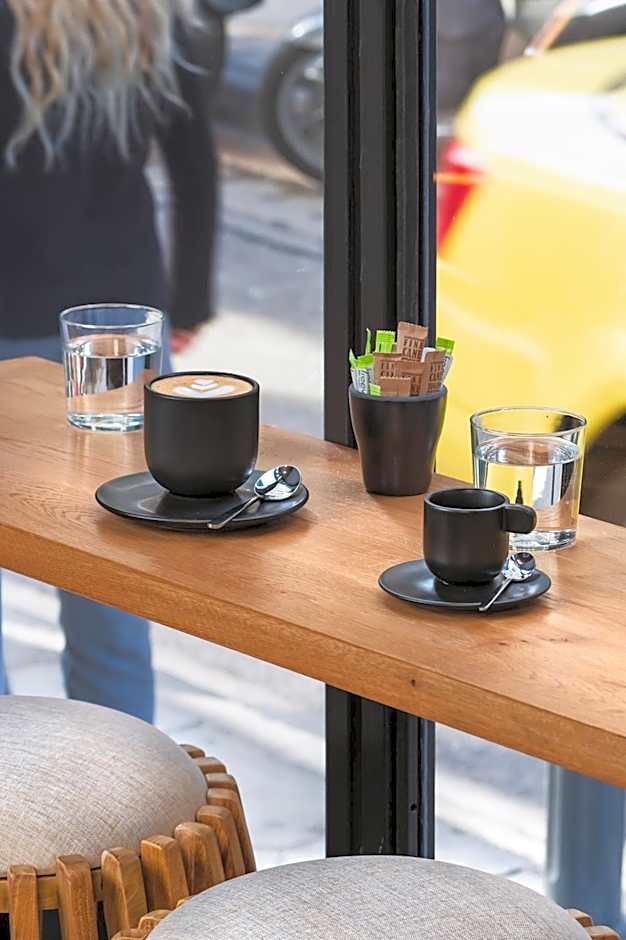 Praxitelous Luxury Suites